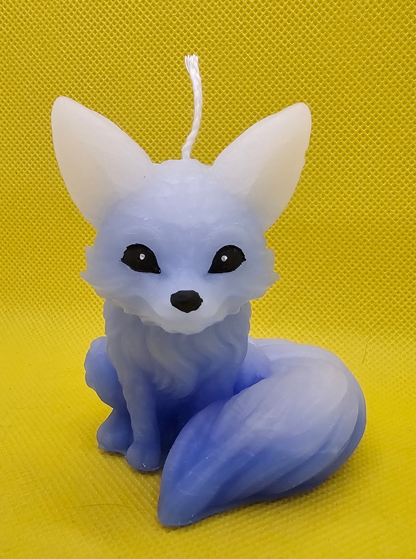 Kleiner Fuchs blau