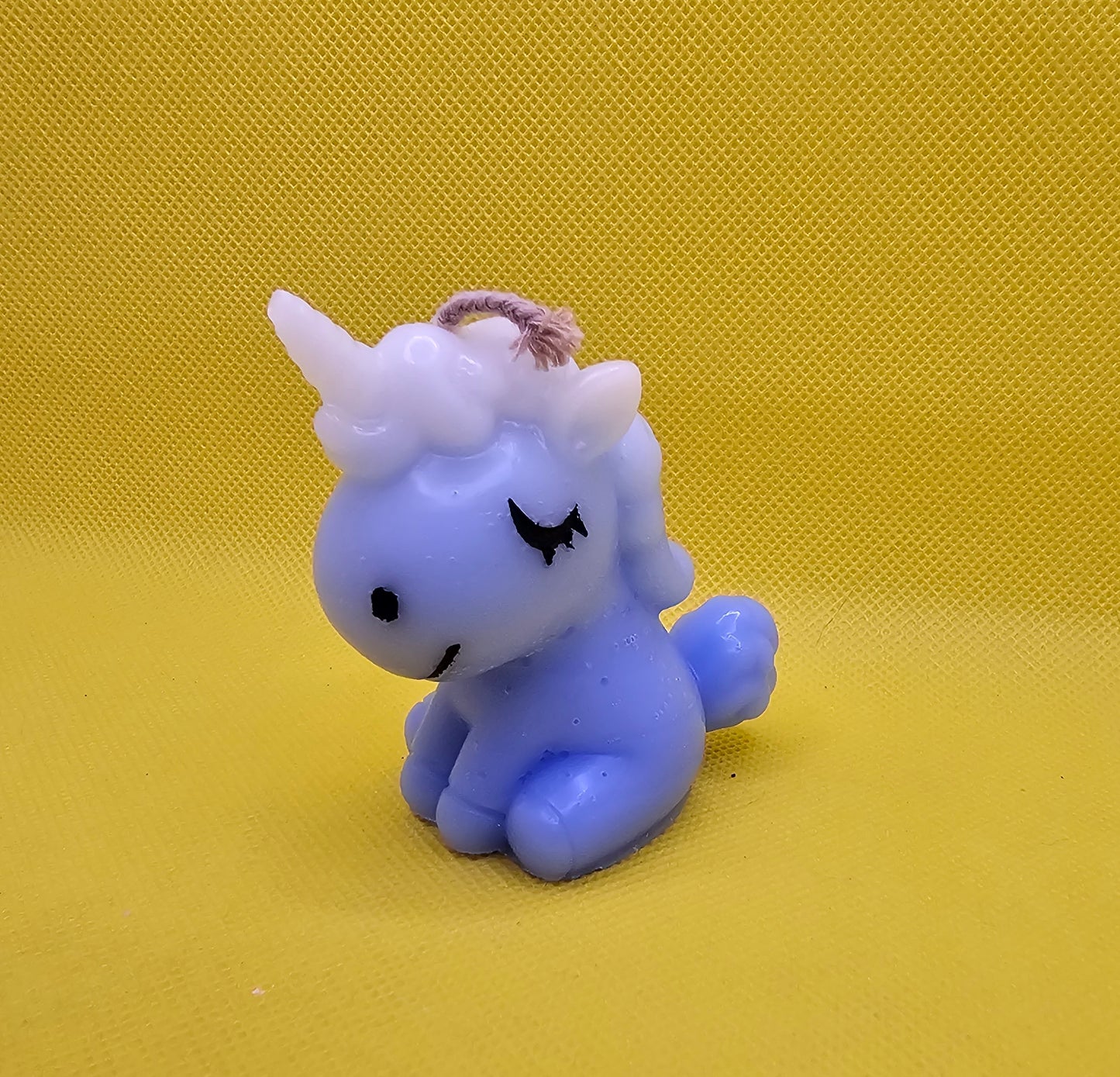 Kleines Einhorn blau