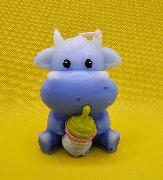 Kalb  blau mit Babyflasche